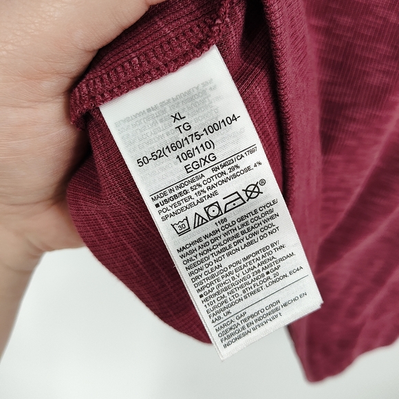 Gap | ruched short sleeve - Picture 4 of 4